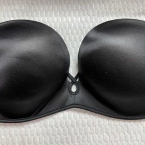 Victoria's Secret Bombshell 36C  2 size pushup bra